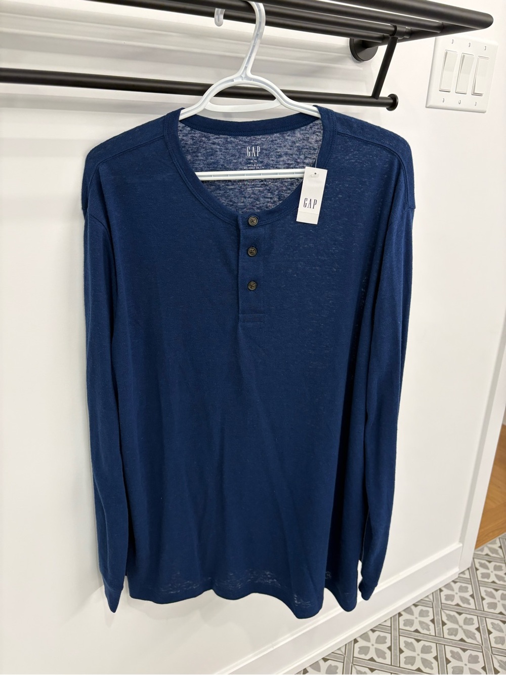GAP Long-Sleeve Navy linen blend Henley Top with Three-Button Placket